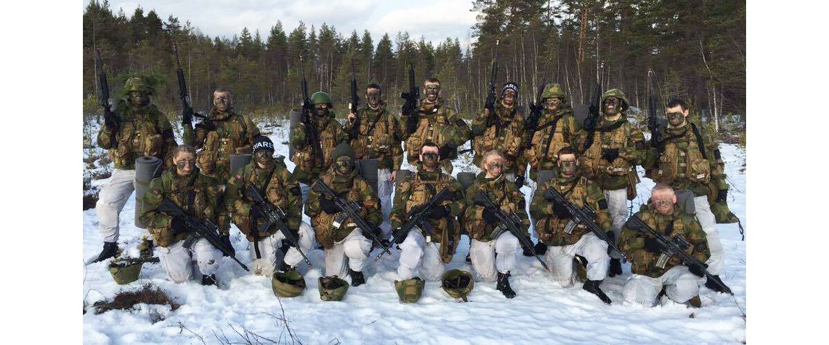 toppbilde militær 1200x500.jpg