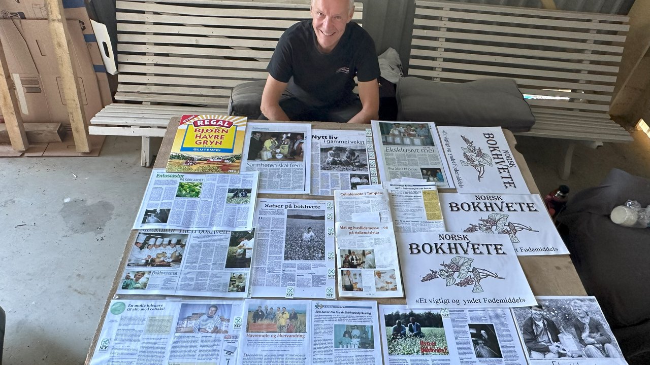 S 14-15 Hogne med historiske tilbakeblikk.jpg