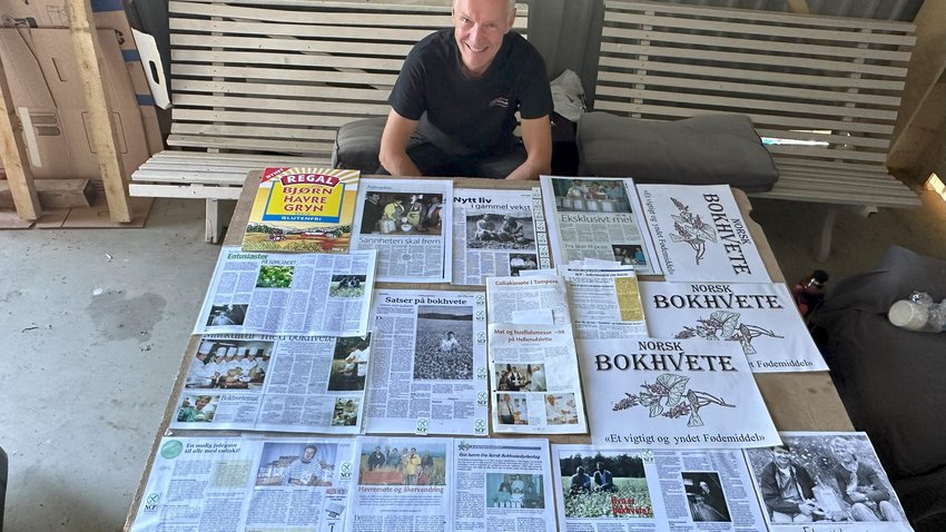 S 14-15 Hogne med historiske tilbakeblikk.jpg