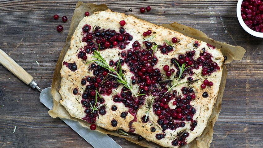 Tyttebærfocaccia_1200x500.jpg