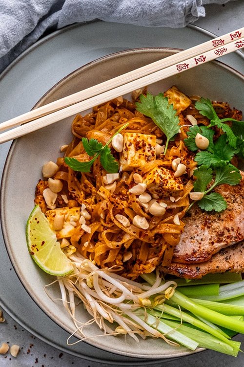 pad thai web.jpg